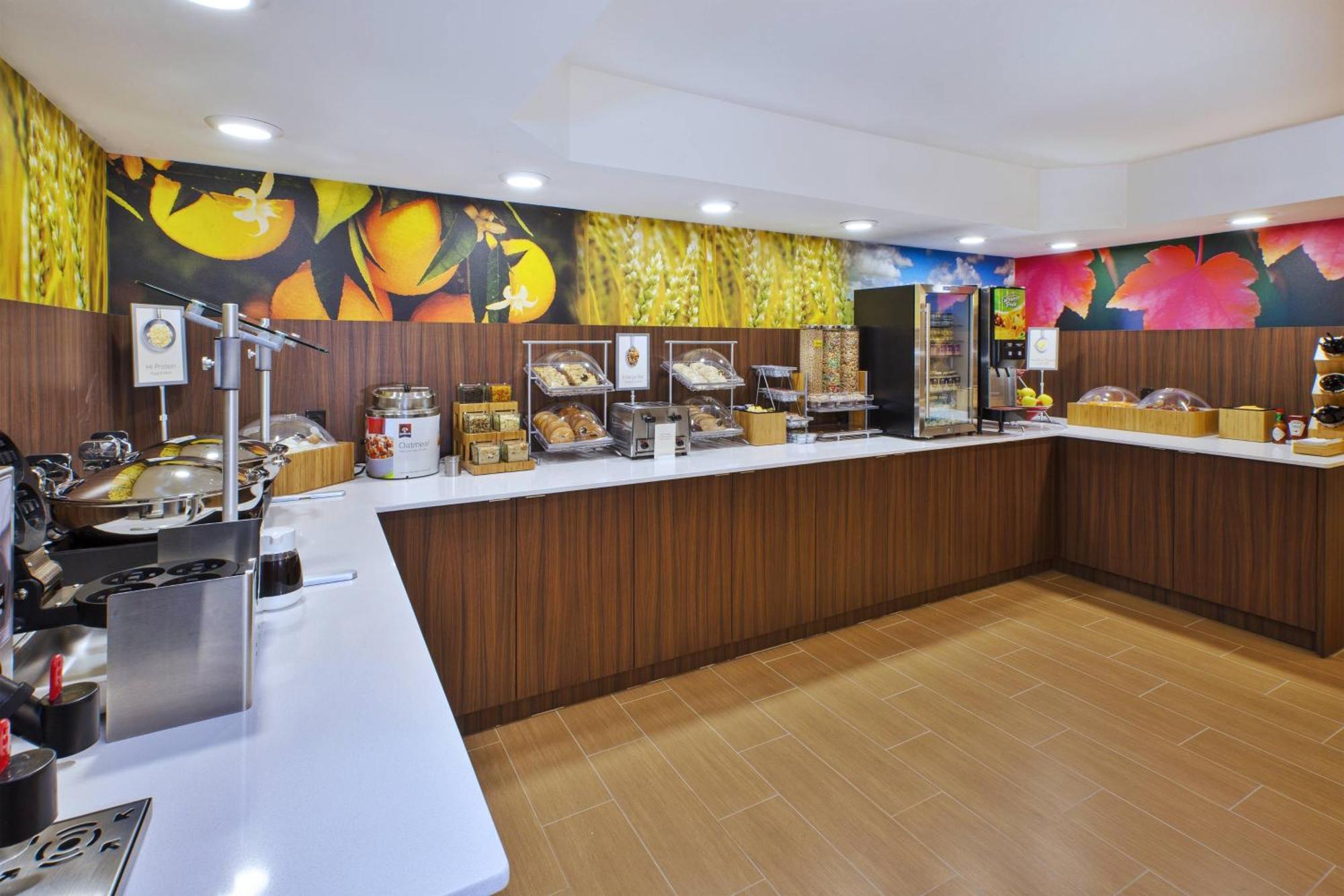 Hotel Fairfield By Marriott & Reston 3*