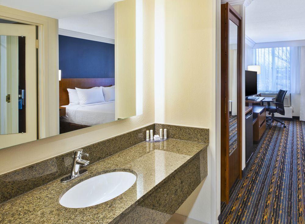 Fairfield By Marriott & Reston