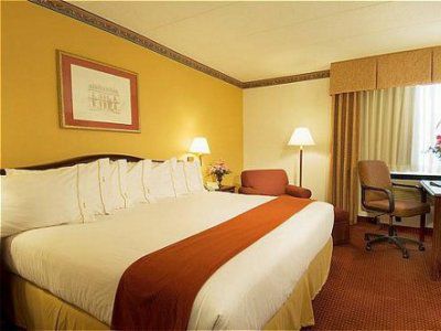 Hotel Fairfield By Marriott & Reston 3*